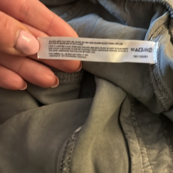 Like New, Anthropologie Daily Practice Relaxed Joggers in Spruce - Size Medium - Picture 12 of 12